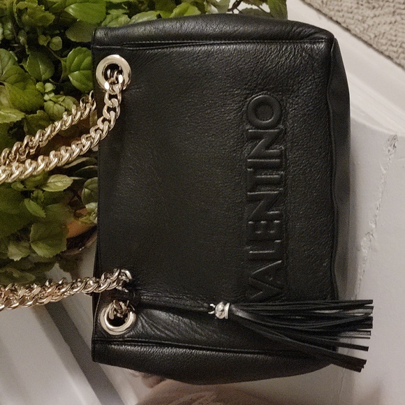 VALENTINO Italian Double Golden Chain Shoulder Bag Tote Leather Skin Leathe… - Picture 1 of 16